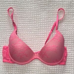 Victoria's Secret Hot Pink Floral Lace Scoopneck Bra